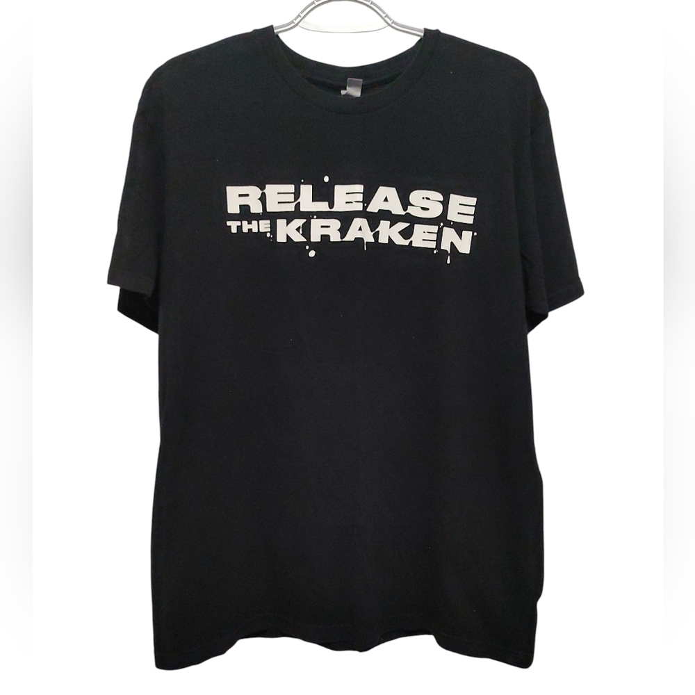 Release The Kraken Men's Graphic T-Shirt Large